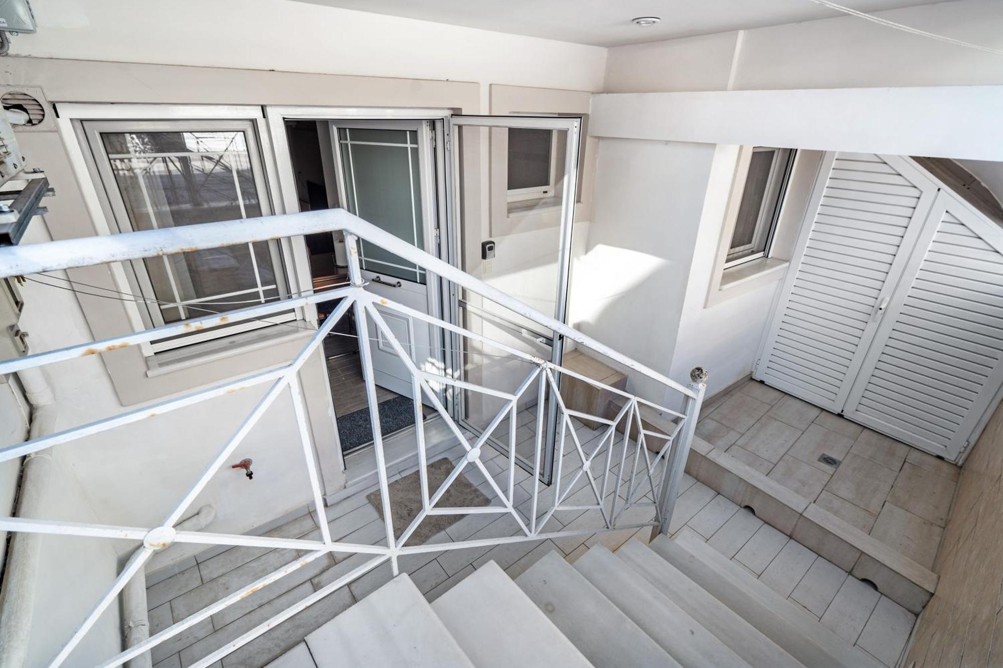 דירות פרבזה Sotiria House מראה חיצוני תמונה